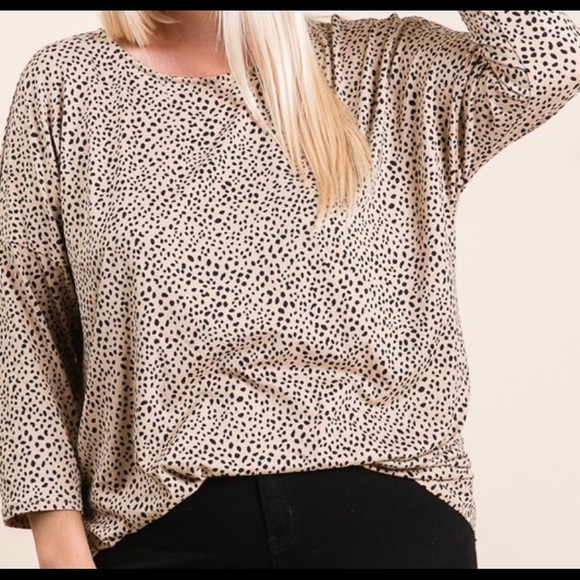 Plus Size Leopard Top - Picture 2 of 6